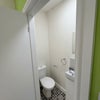 Photo 6: Room 4 En-suite Bathroom
