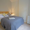 Photo 5: Room 6