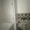 Photo 6: bathroom sink