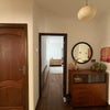 Photo 5: Corridor & Entrance to Room 🛌