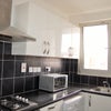 Photo 5: Kitchen