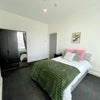 Photo 3: LOVELY ROOM