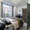Photo 4: Room 1