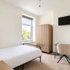 Photo 6: Room 6
