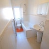 Photo 4: Bathroom
