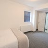 Photo 2: Room 2 En Suite
