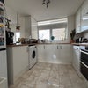 Photo 4: Kitchen