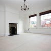 Photo 4: Lounge (b)