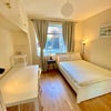 Photo 6: Room 2 
