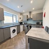 Photo 6: Kitchen