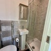 Photo 10: Room 1 Ensuite