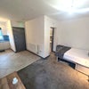 Photo 2: Studio 2 En Suite