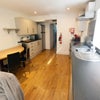 Photo 2: Kitchen 