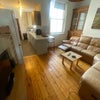 Photo 3: Livingroom