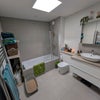Photo 4: Shared bathroom