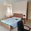 Photo 7: Bedroom