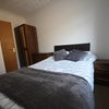 Photo 8: Room 1