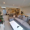 Photo 5: Lounge Area