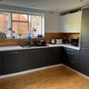 Photo 4: kitchen