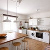 Photo 2: Kitchen