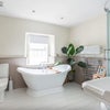 Photo 3: Bathroom 