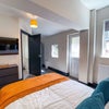 Photo 2: Room 3 - En-suite