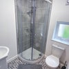 Photo 7: Room 3 - En-suite