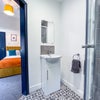 Photo 10: Room 3 - En-suite