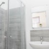 Photo 6: Room 1 Ensuite