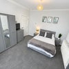 Photo 2: Room 1