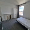 Photo 6: Room 8 (room example)