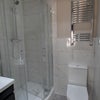 Photo 5: Room 5 En-Suite