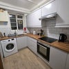 Photo 7: Kitchen