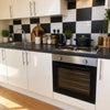 Photo 3: Kitchen