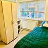 Photo 1: Bright Single bbedroom