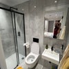Photo 4: En suite 