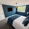 Photo 11: Room 9