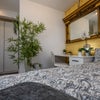Photo 4: Room 9