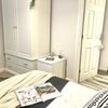 Photo 15: Room 1: Fully furnished and all bills included