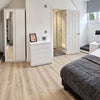 Photo 3: Bed 6