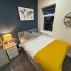 Photo 5: Room 4