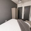 Photo 9: Room 6