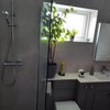 Photo 3: Upstairs bathroom 