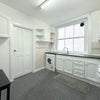 Photo 6: Kitchen