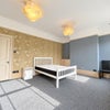 Photo 4: Room 4 - £1200pcm