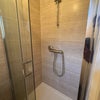 Photo 5: en-suite 