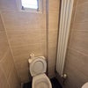 Photo 6: en-suite 