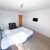 Photo 7: Bedroom 3