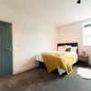 Photo 5: Room 5 - Ensuite