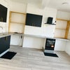 Photo 4: Kitchen